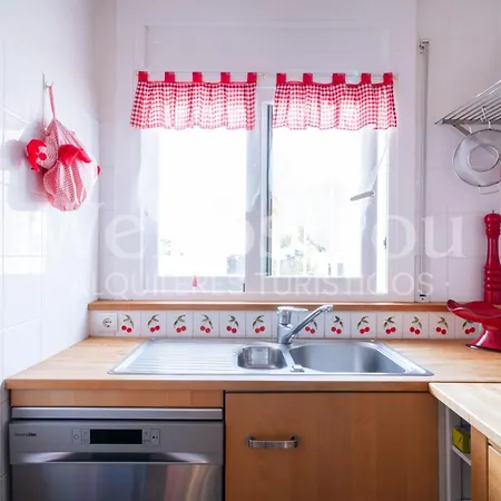 Vakantiehuis Belle Maison Roses, Mas Bosca 12 By Welhomy Roses